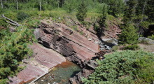 050-Kanada-Alberta-Waterton-Glacier-Park-Red-Rock-Canyon-2